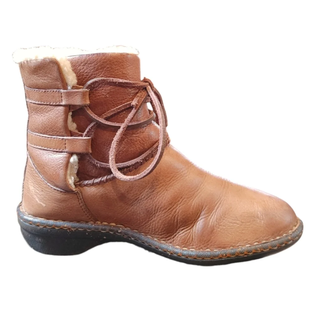 UGG Caspia Tan Brown Leather Lace Up Ankle Sheepskin Warm Boots Womens Size 7